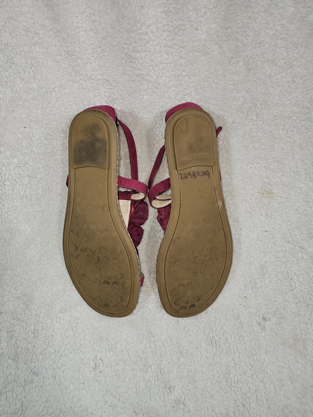 Coach Sandals Sz 6.5 B Women Rose Pink Red Flower Straps A8341 YGI G2S-21 - Picture 6 of 8